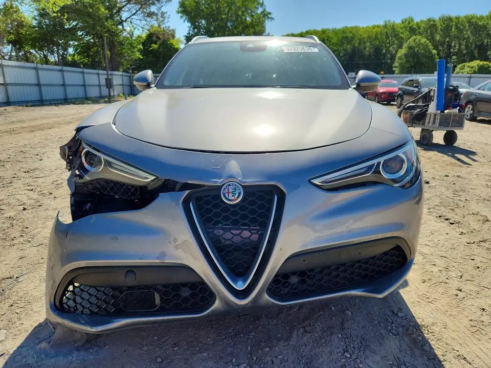 2018 ALFA ROMEO STELVIO TI  