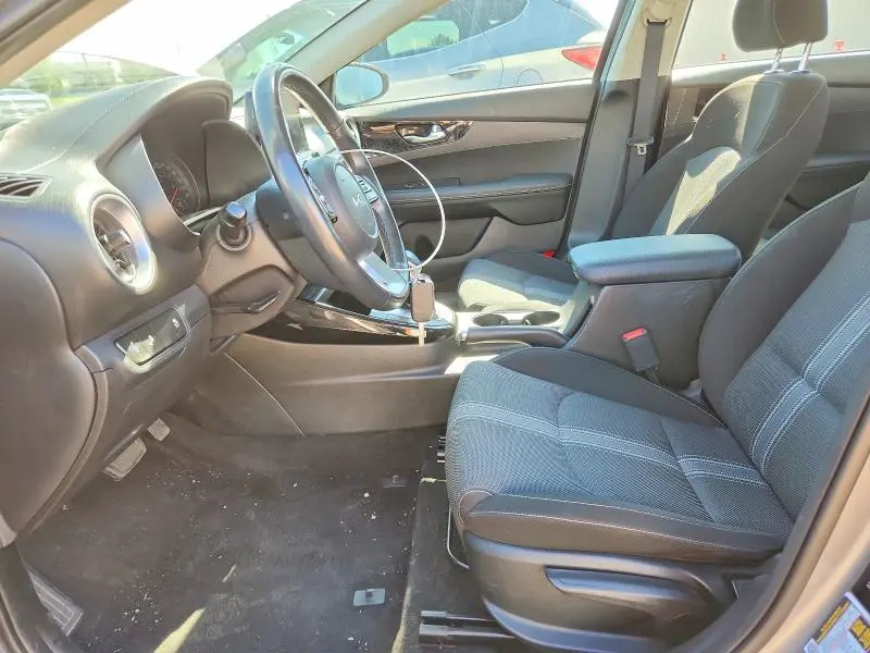 2023 KIA FORTE EX  