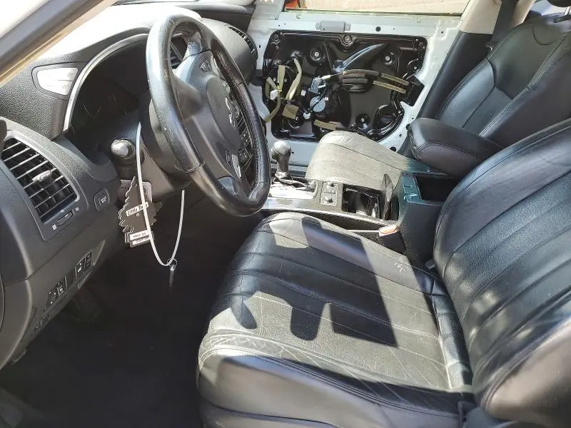 2017 INFINITI QX70 BASE  