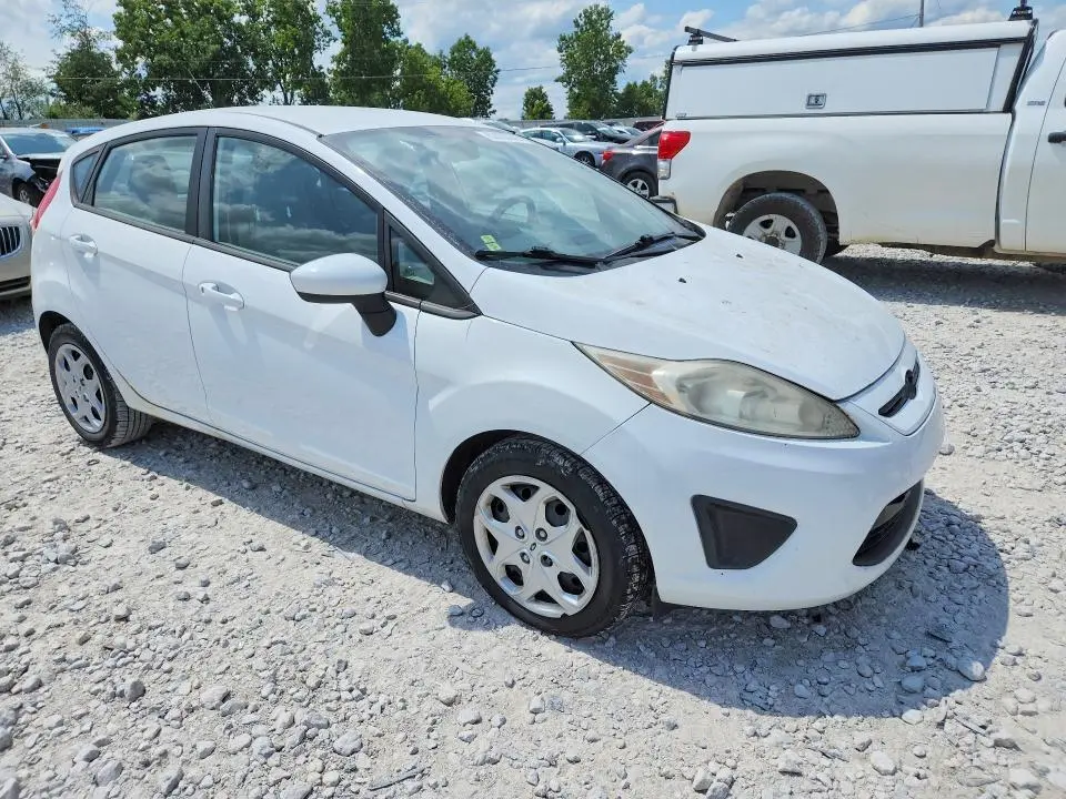 2013 FORD FIESTA S  