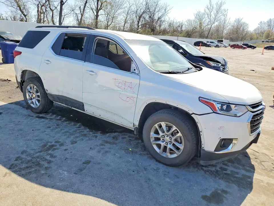 2020 CHEVROLET TRAVERSE LT  