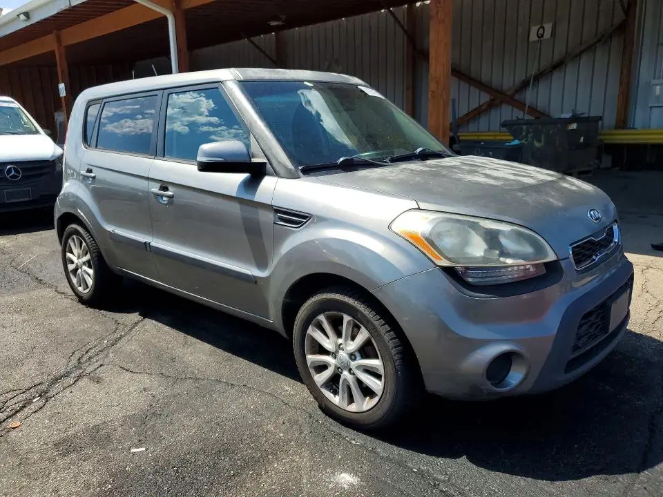 2012 KIA SOUL +  