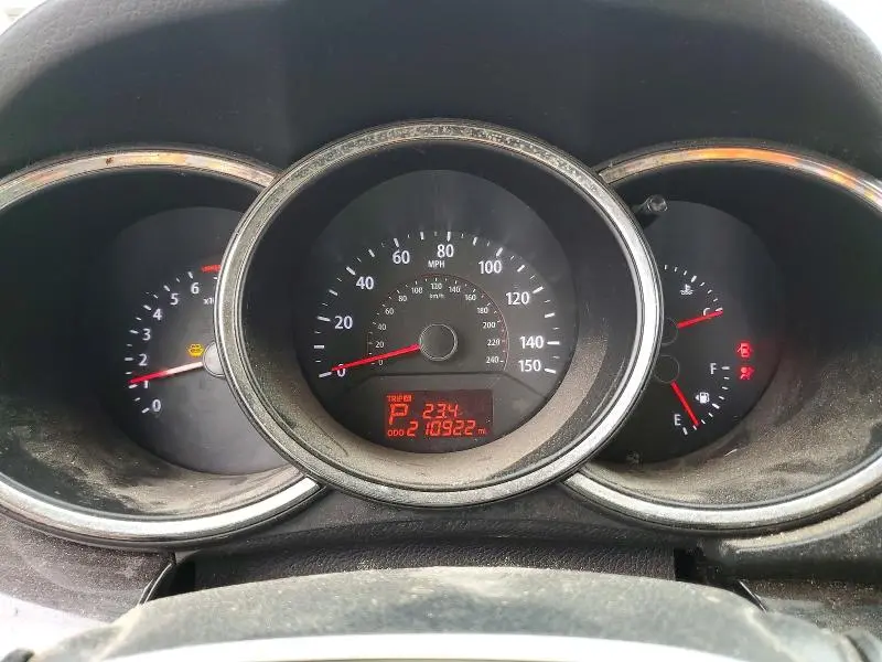 2012 KIA SORENTO LX  