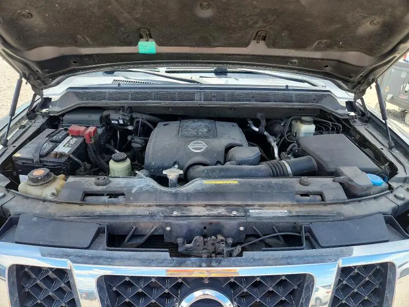 2011 NISSAN ARMADA SV  