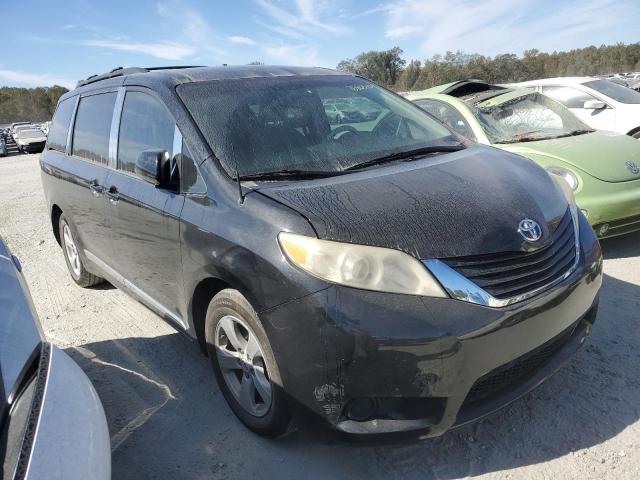 2012 TOYOTA SIENNA LE