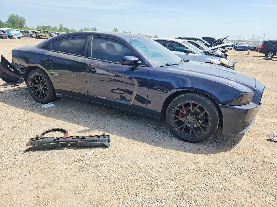2012 DODGE CHARGER SE  