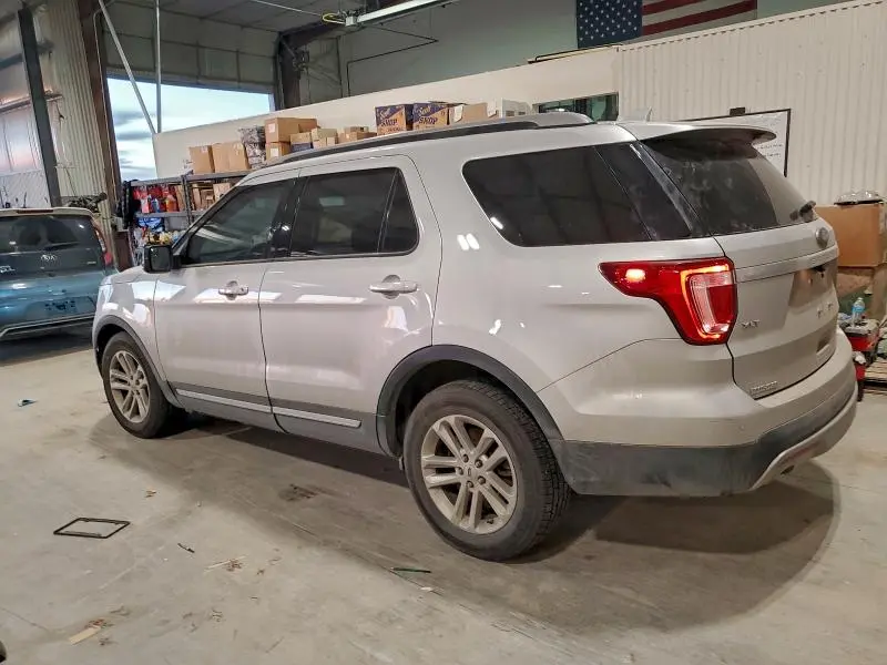 2017 FORD EXPLORER XLT  