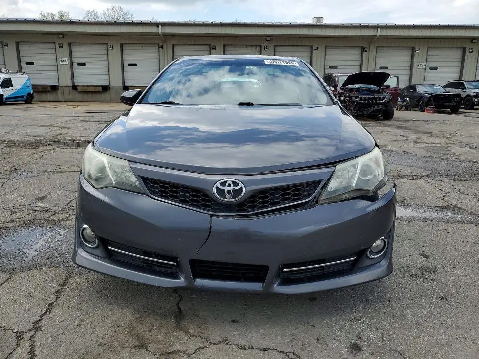 2012 TOYOTA CAMRY SE  