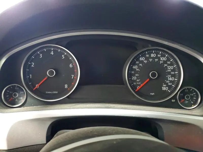 2011 VOLKSWAGEN TOUAREG HYBRID  