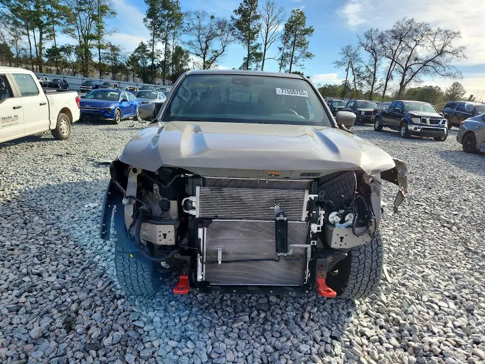 2023 NISSAN FRONTIER S  
