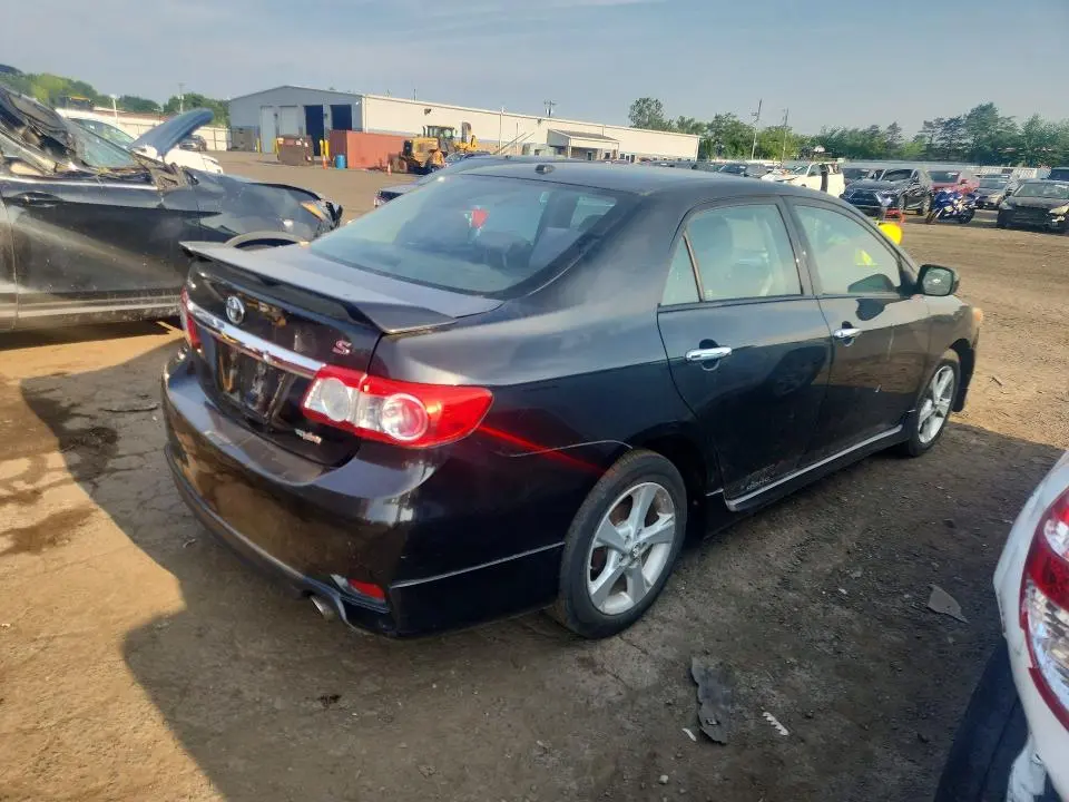 2011 TOYOTA COROLLA S  