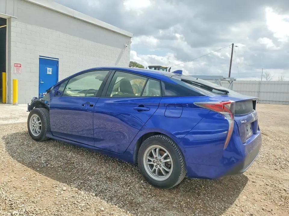 2018 TOYOTA PRIUS THREE  