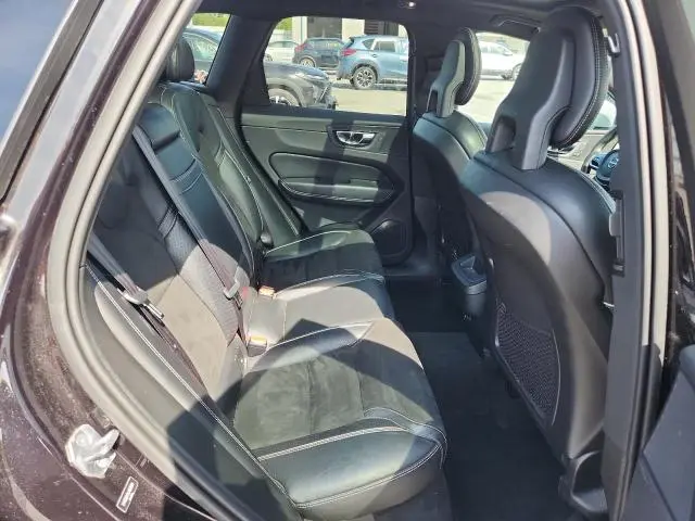 2018 VOLVO XC60 T5 R-DESIGN  