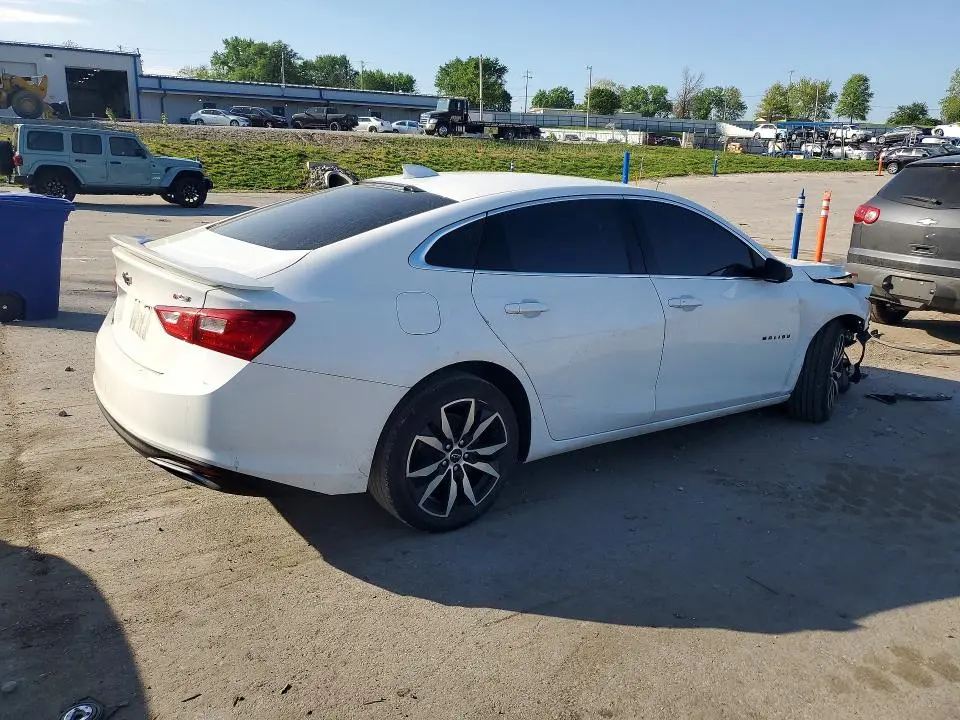 2021 CHEVROLET MALIBU RS  