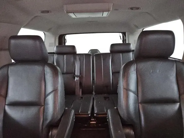 2011 CADILLAC ESCALADE ESV PREMIUM  