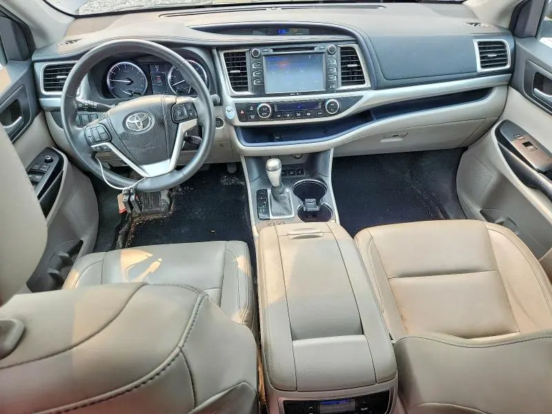 2014 TOYOTA HIGHLANDER XLE  