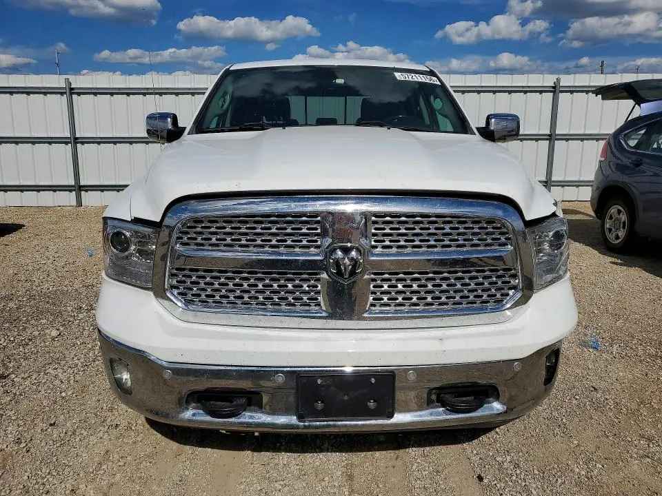 2016 RAM 1500 LARAMIE  
