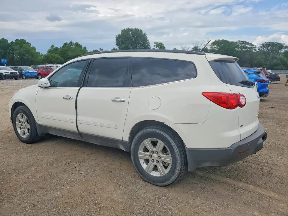 2011 CHEVROLET TRAVERSE LT  