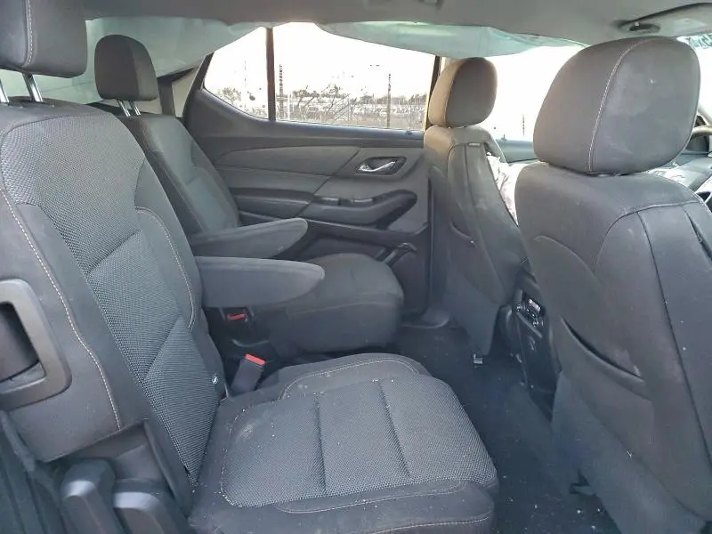 2019 CHEVROLET TRAVERSE LT  