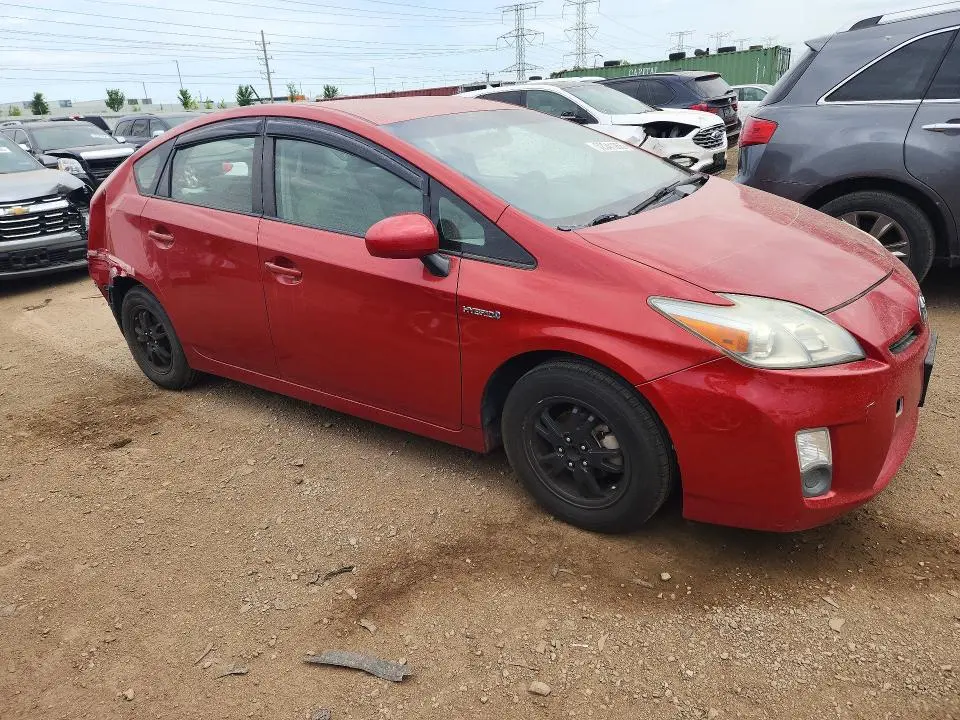 2010 TOYOTA PRIUS III  