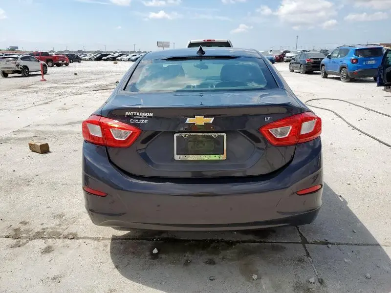 2017 CHEVROLET CRUZE LT