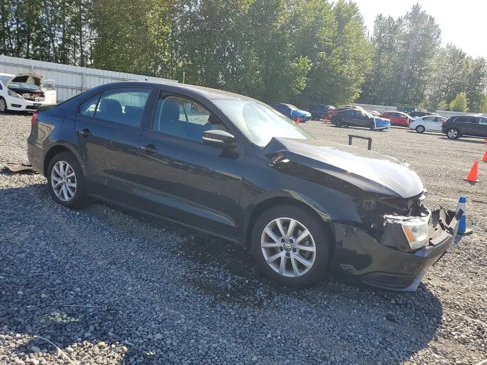 2012 VOLKSWAGEN JETTA SE  