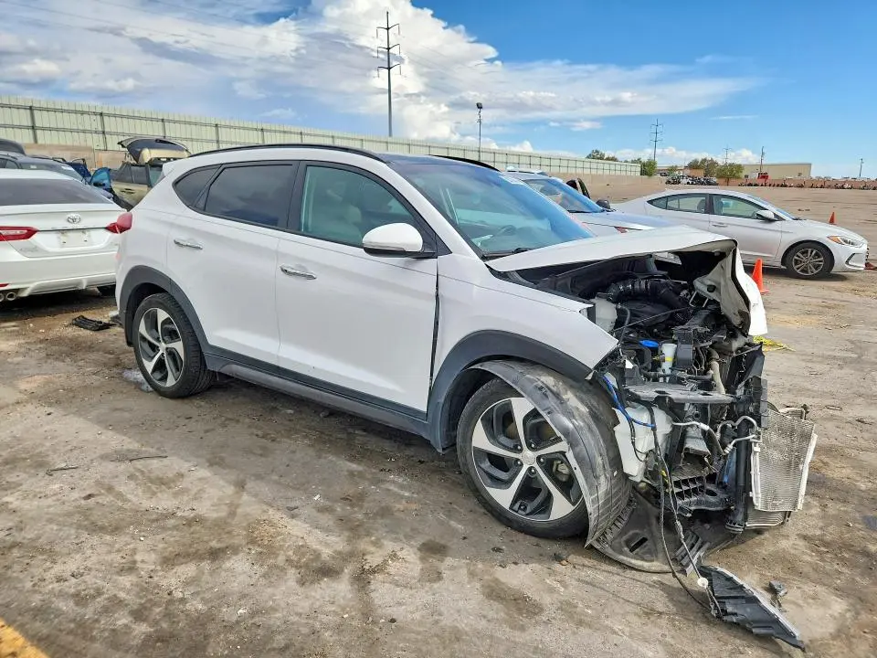 2016 HYUNDAI TUCSON LIMITED  