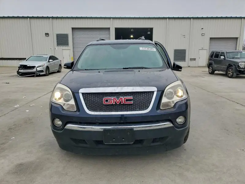 2011 GMC ACADIA SLT-1  
