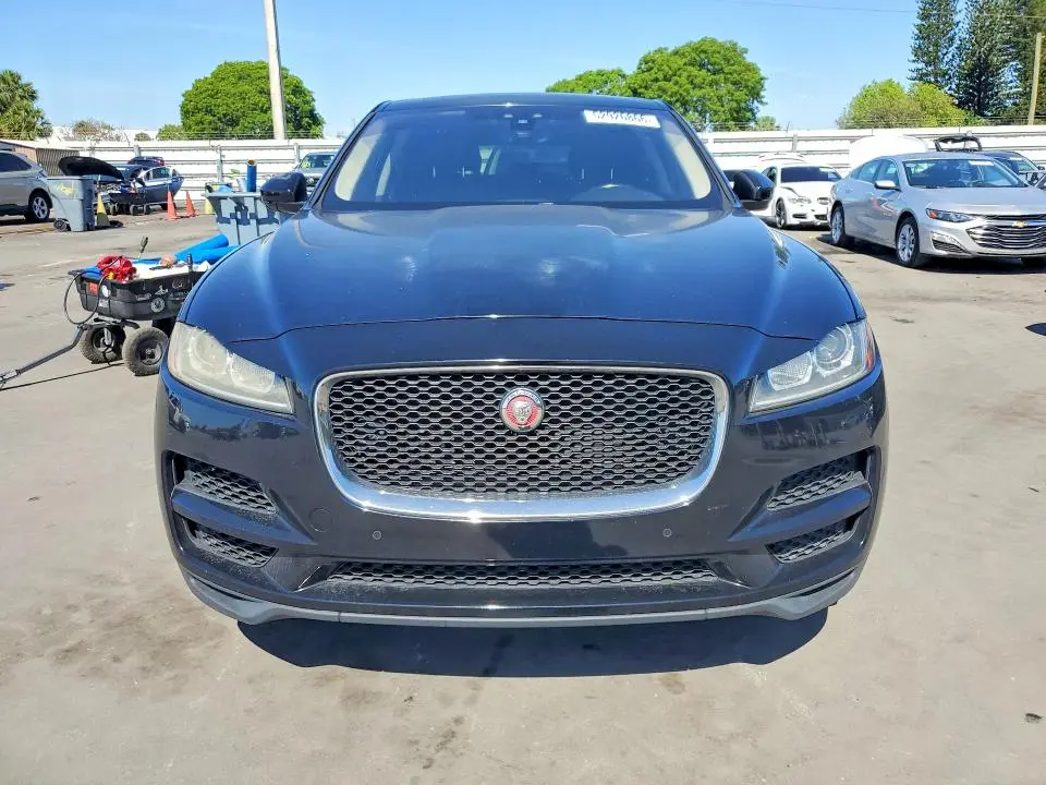 2019 JAGUAR F-PACE   