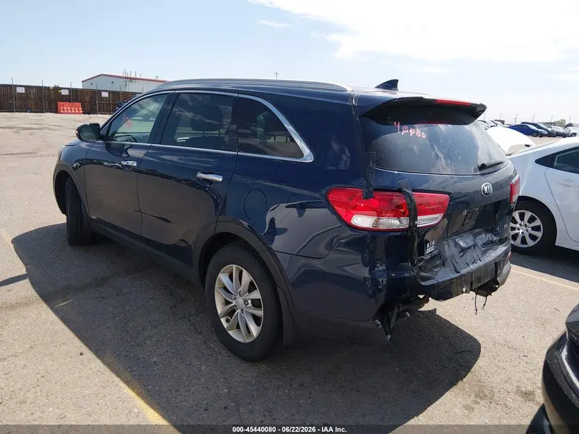 2017 KIA SORENTO 2.4L LX
