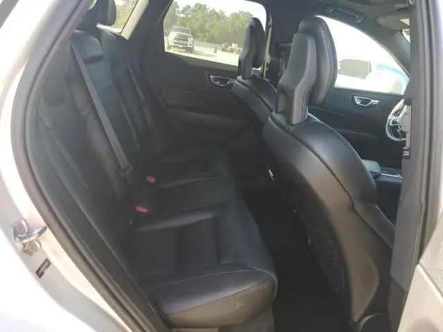 2019 VOLVO XC60 T5 MOMENTUM  