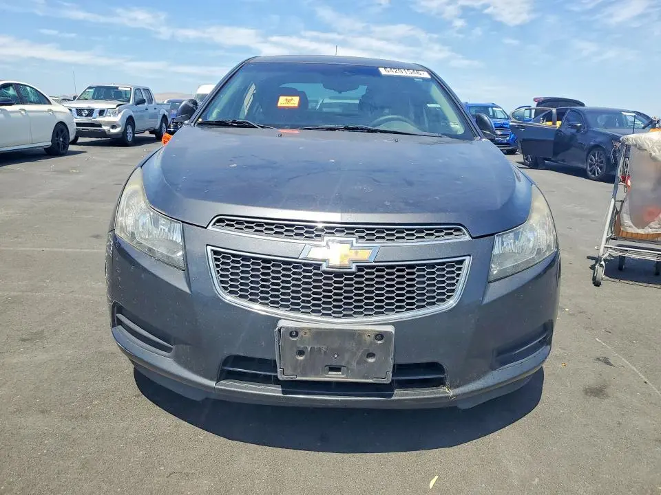 2013 CHEVROLET CRUZE LT  
