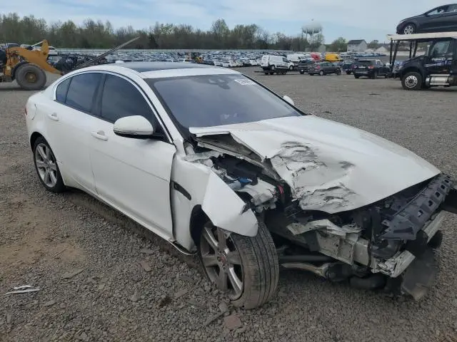 2017 JAGUAR XE PREMIUM  