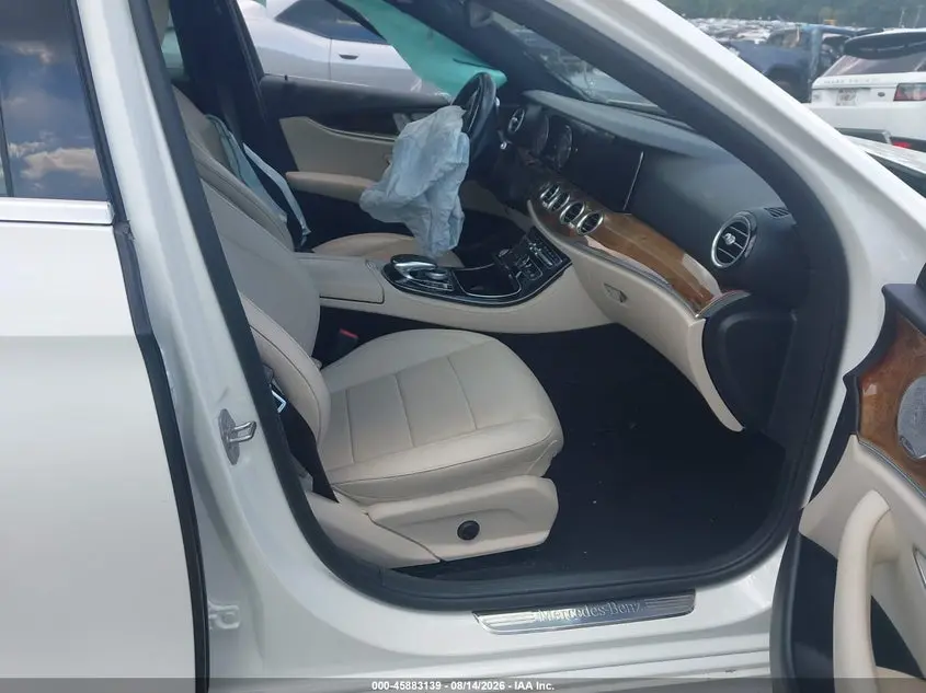 2017 MERCEDES-BENZ E 300  