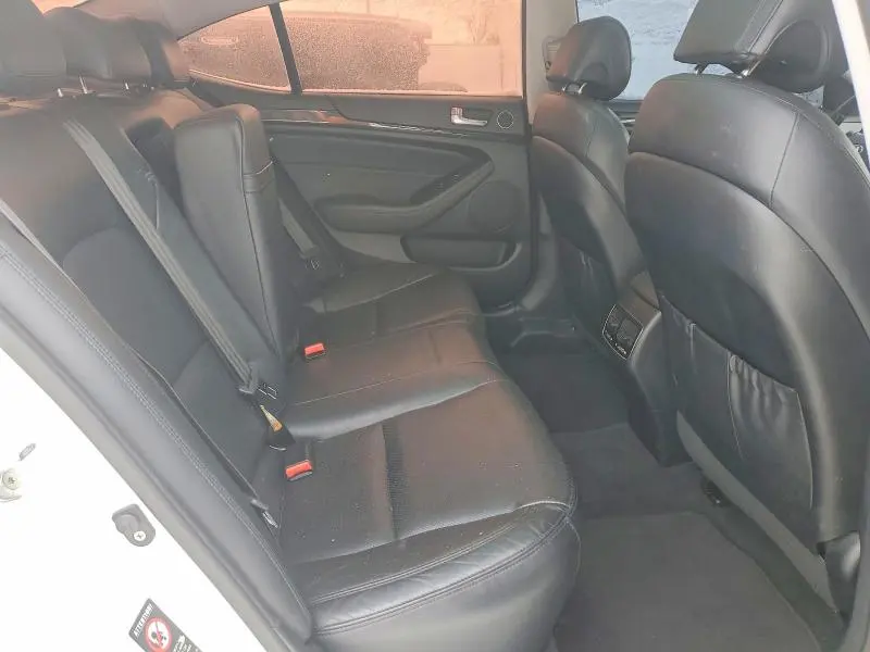 2015 KIA CADENZA PREMIUM  