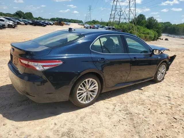 2019 TOYOTA CAMRY HYBRID  
