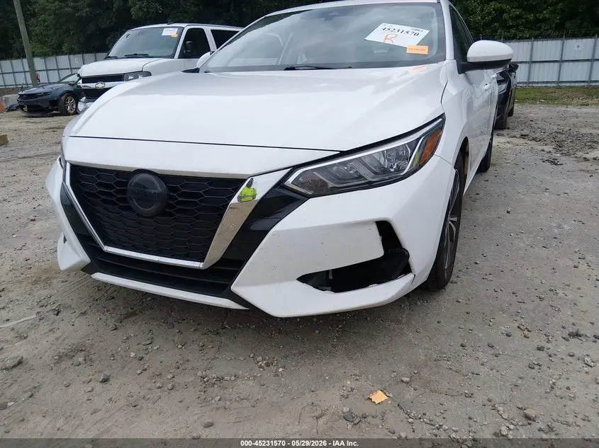 2022 NISSAN SENTRA SV XTRONIC CVT
