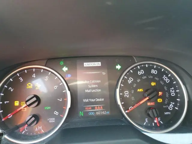 2019 TOYOTA RAV4 XLE  
