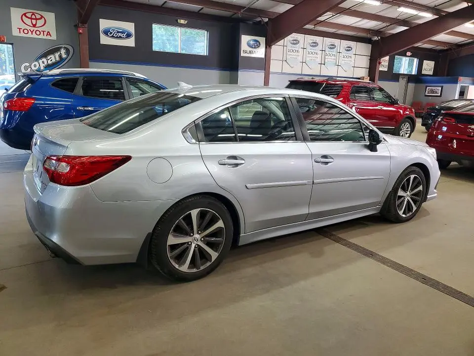2018 SUBARU LEGACY 3.6R LIMITED  