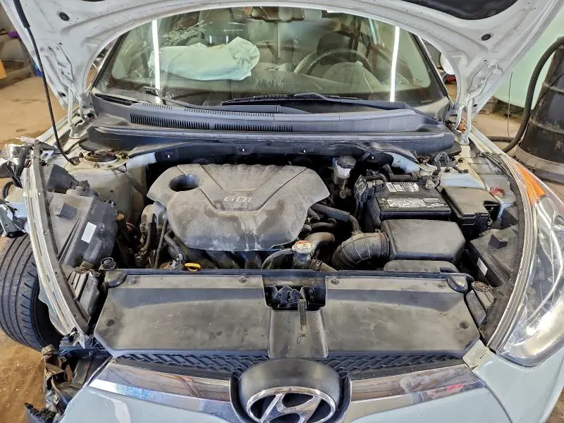 2013 HYUNDAI VELOSTER BASE  