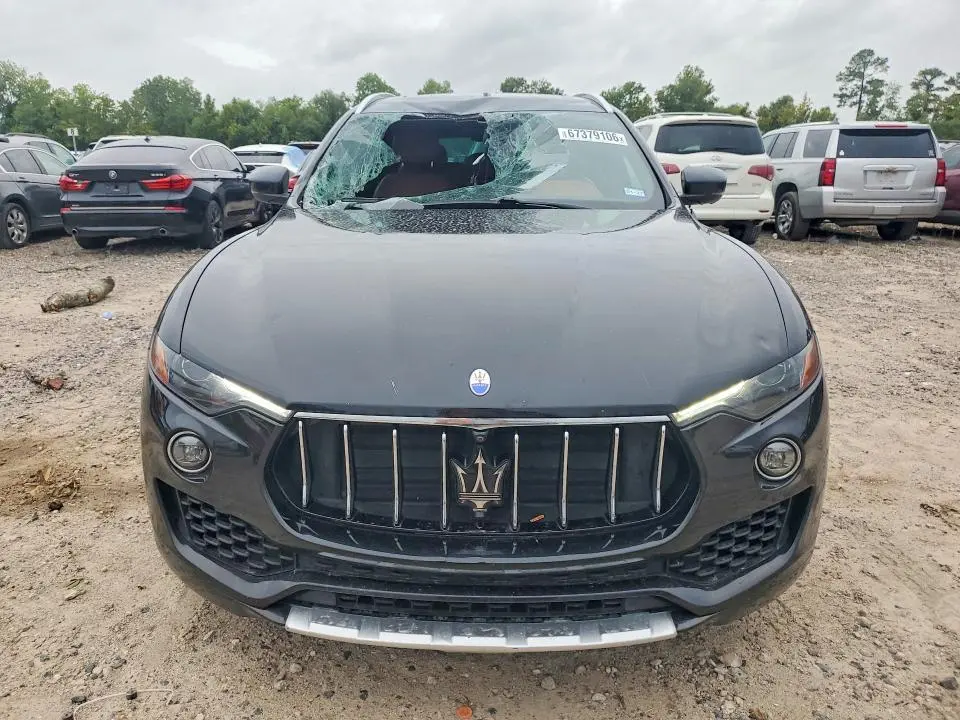 2017 MASERATI LEVANTE S LUXURY  