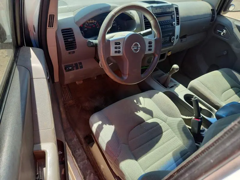 2015 NISSAN FRONTIER S  