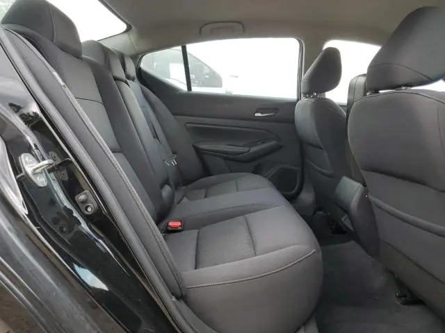 2021 NISSAN ALTIMA SV  