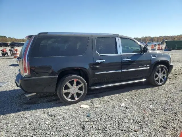 2013 CADILLAC ESCALADE ESV LUXURY  