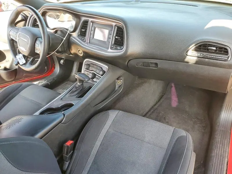 2015 DODGE CHALLENGER SXT  