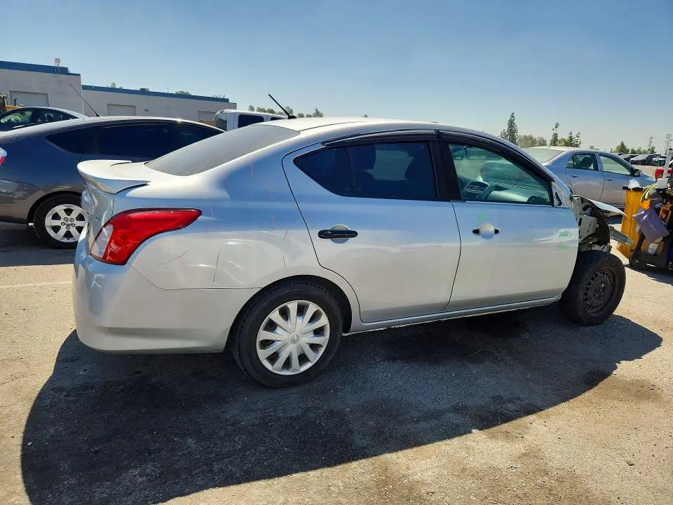 2017 NISSAN VERSA 1.6 SV  