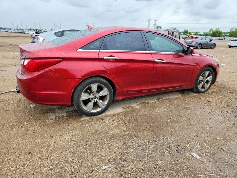 2011 HYUNDAI SONATA GLS  