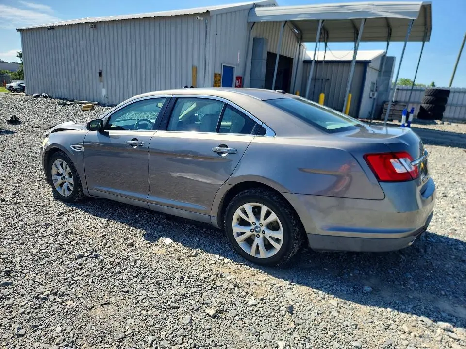 2011 FORD TAURUS SEL  
