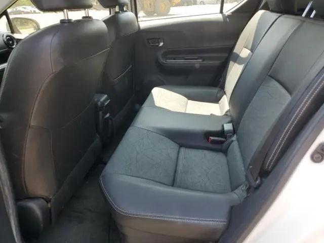 2015 TOYOTA PRIUS C   
