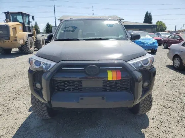 2024 TOYOTA 4RUNNER SR5/SR5 PREMIUM  